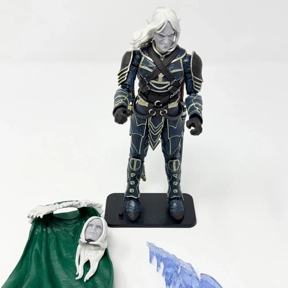 Hasbro Dungeons & Dragons Drizzt Do'Urden Action Figure & Accesories